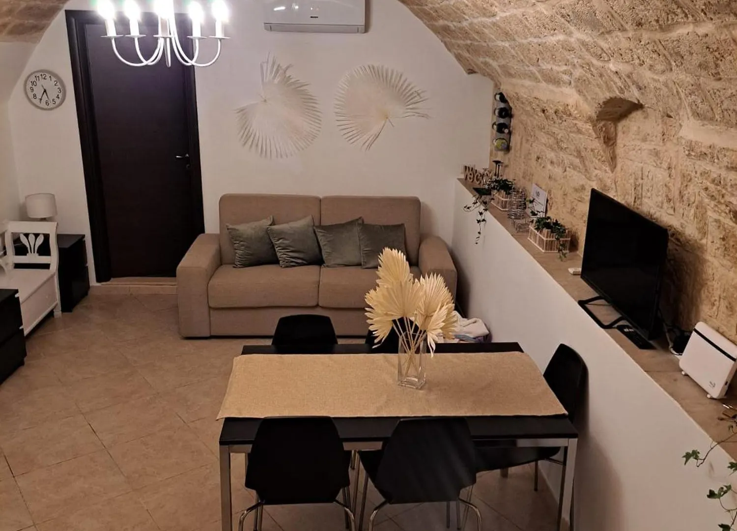 Myrrh Casa Vacanze Bari Italy